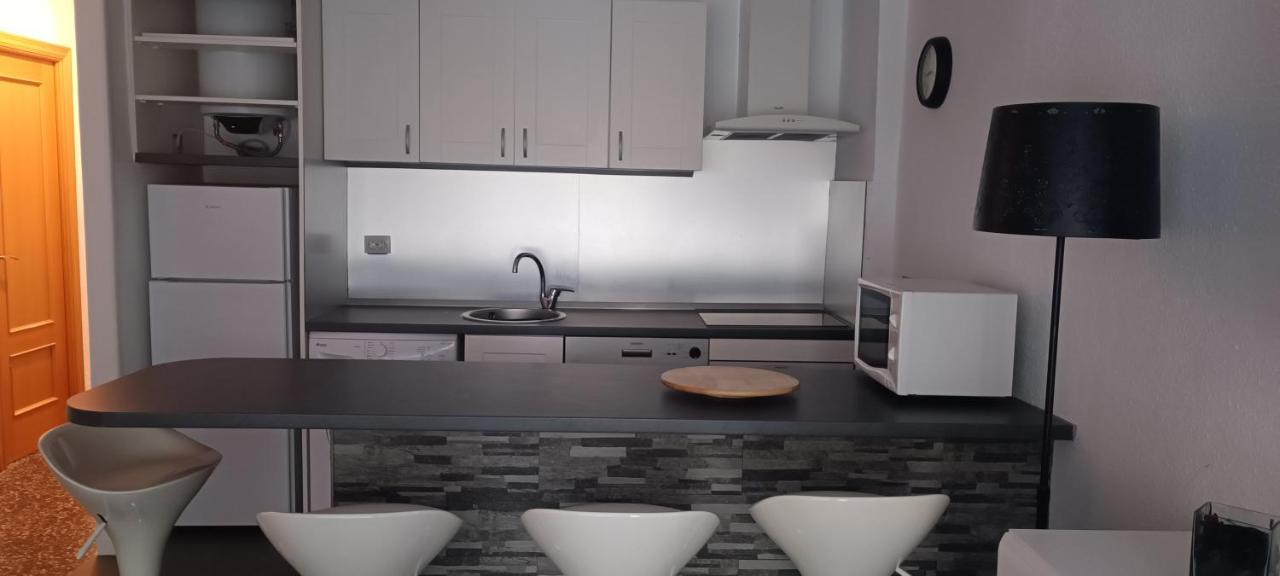 Chez Chantal 3 Chambres Au Centre Touristique De Salou Avec Garage Kültér fotó