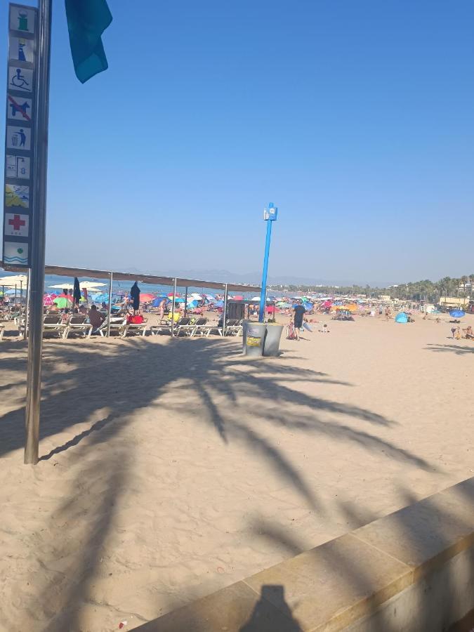 Chez Chantal 3 Chambres Au Centre Touristique De Salou Avec Garage Kültér fotó
