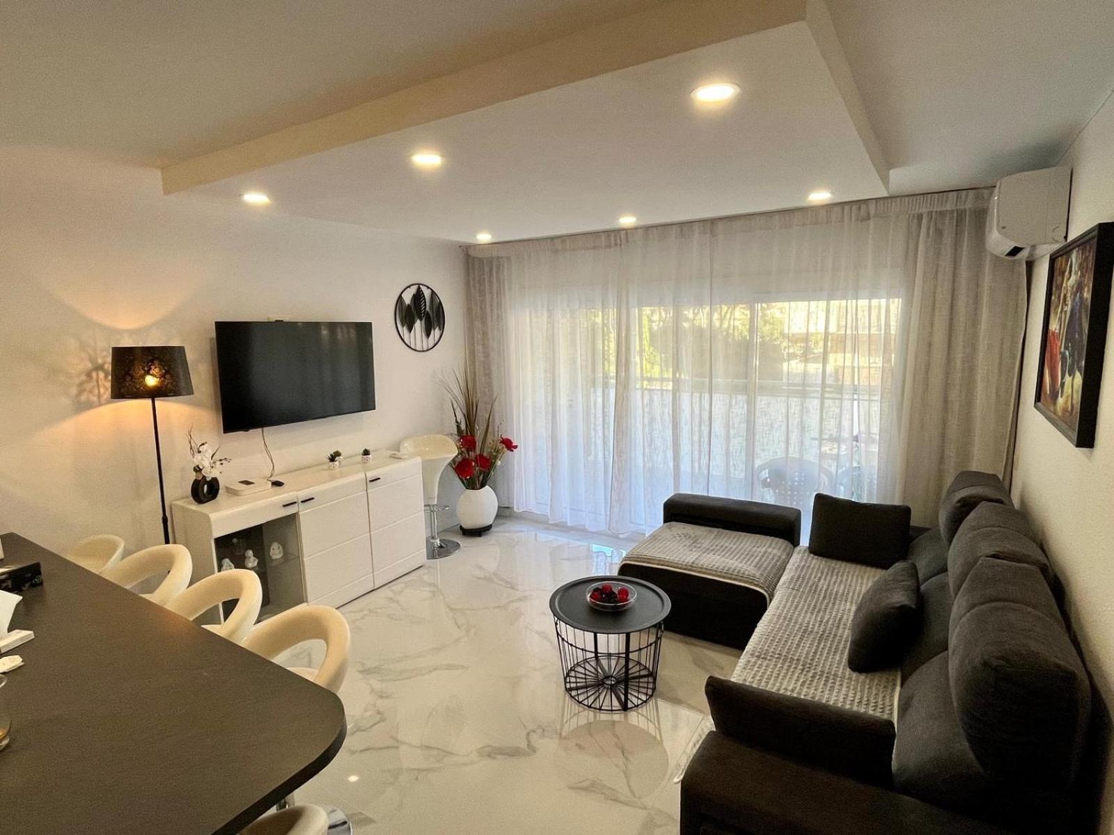 Chez Chantal 3 Chambres Au Centre Touristique De Salou Avec Garage Kültér fotó