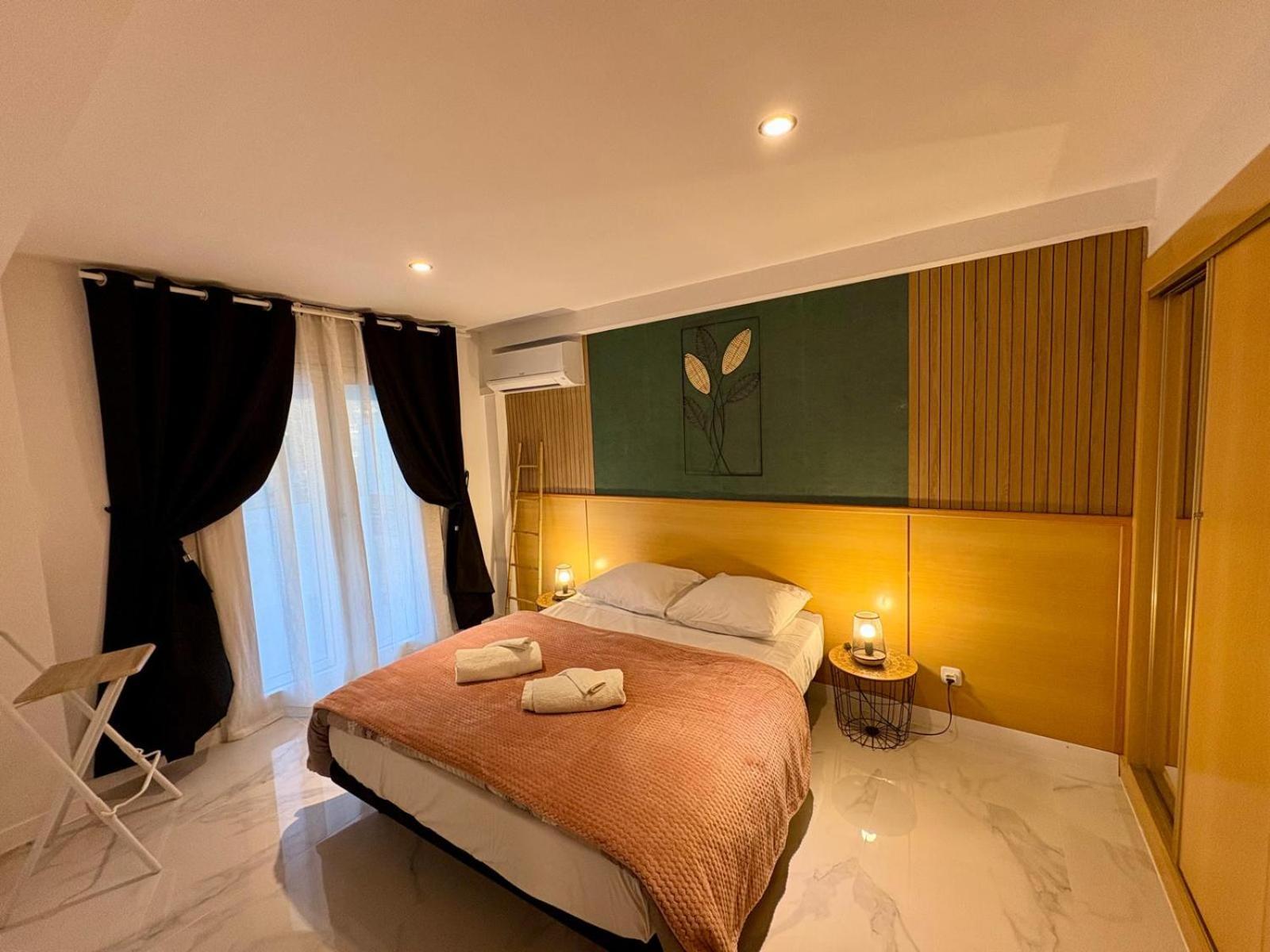 Chez Chantal 3 Chambres Au Centre Touristique De Salou Avec Garage Kültér fotó