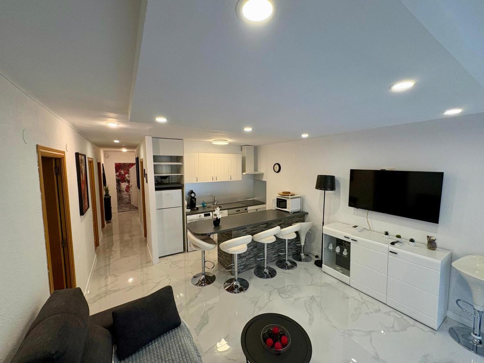 Chez Chantal 3 Chambres Au Centre Touristique De Salou Avec Garage Kültér fotó